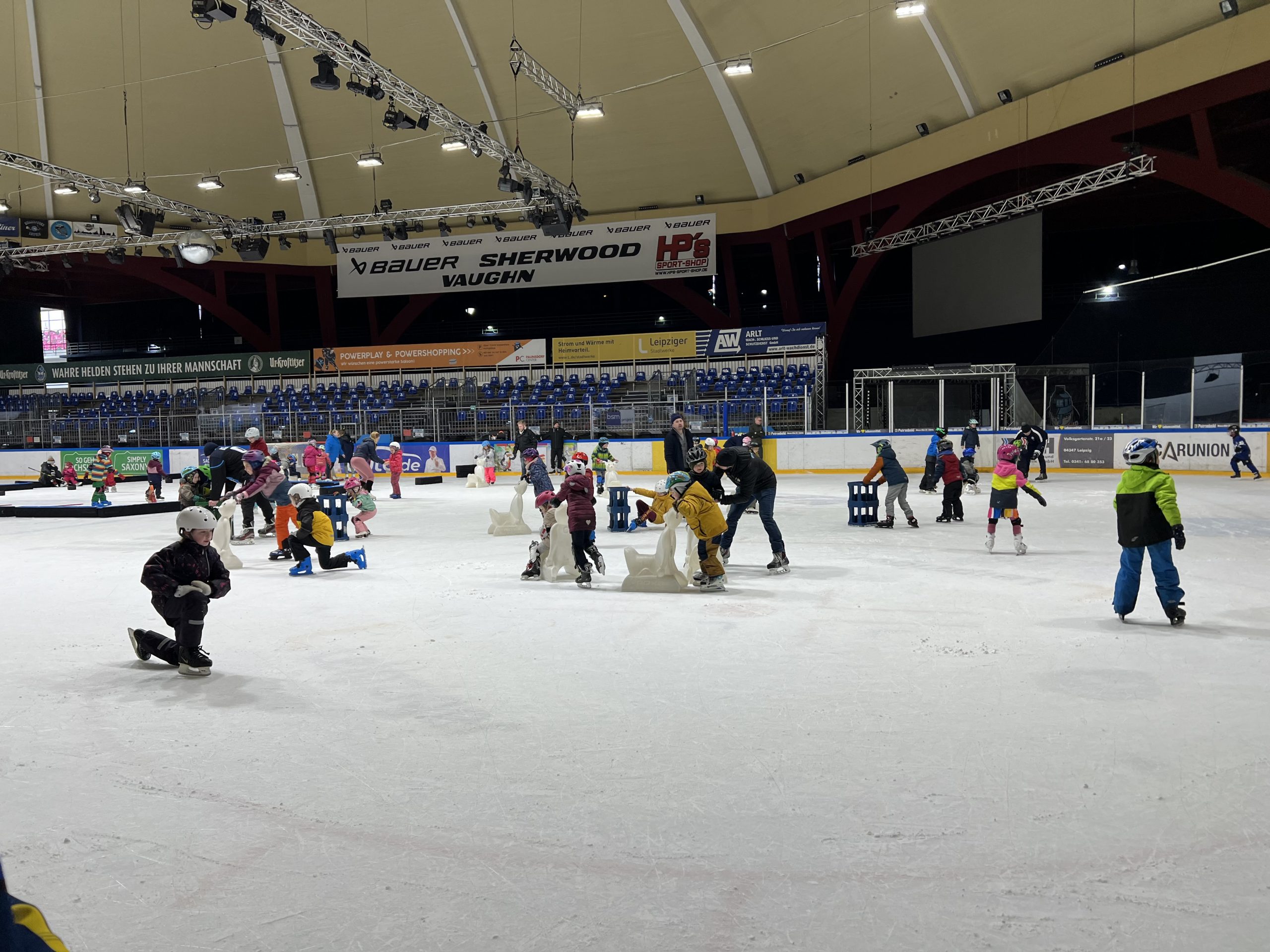 Girls on Ice Day in Leipzig